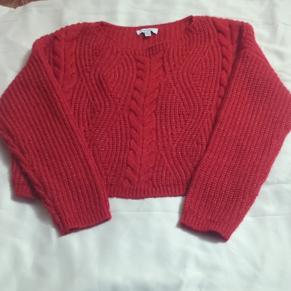 Sweater Women's/Jr Size Small Bright Red Cable Knit Cropped Soft